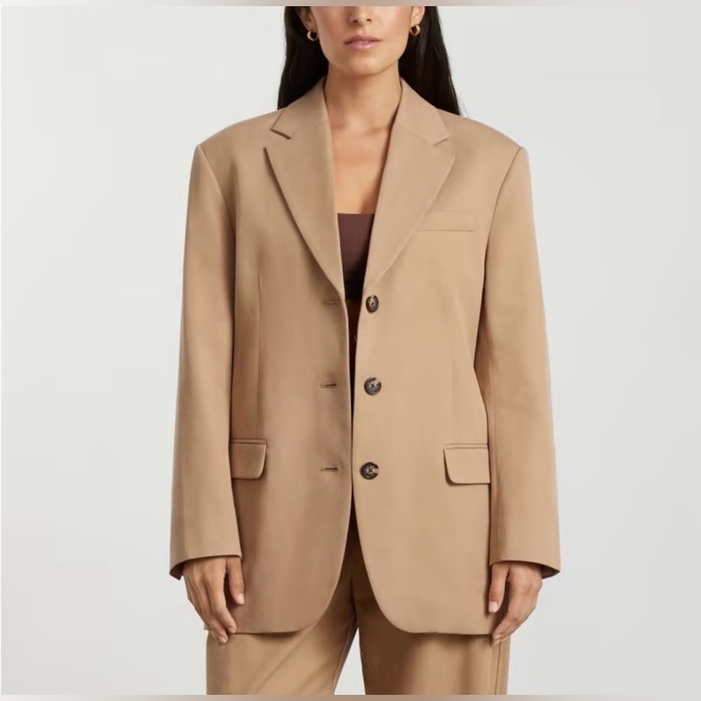 Everlane 80’s blazer boyfriend